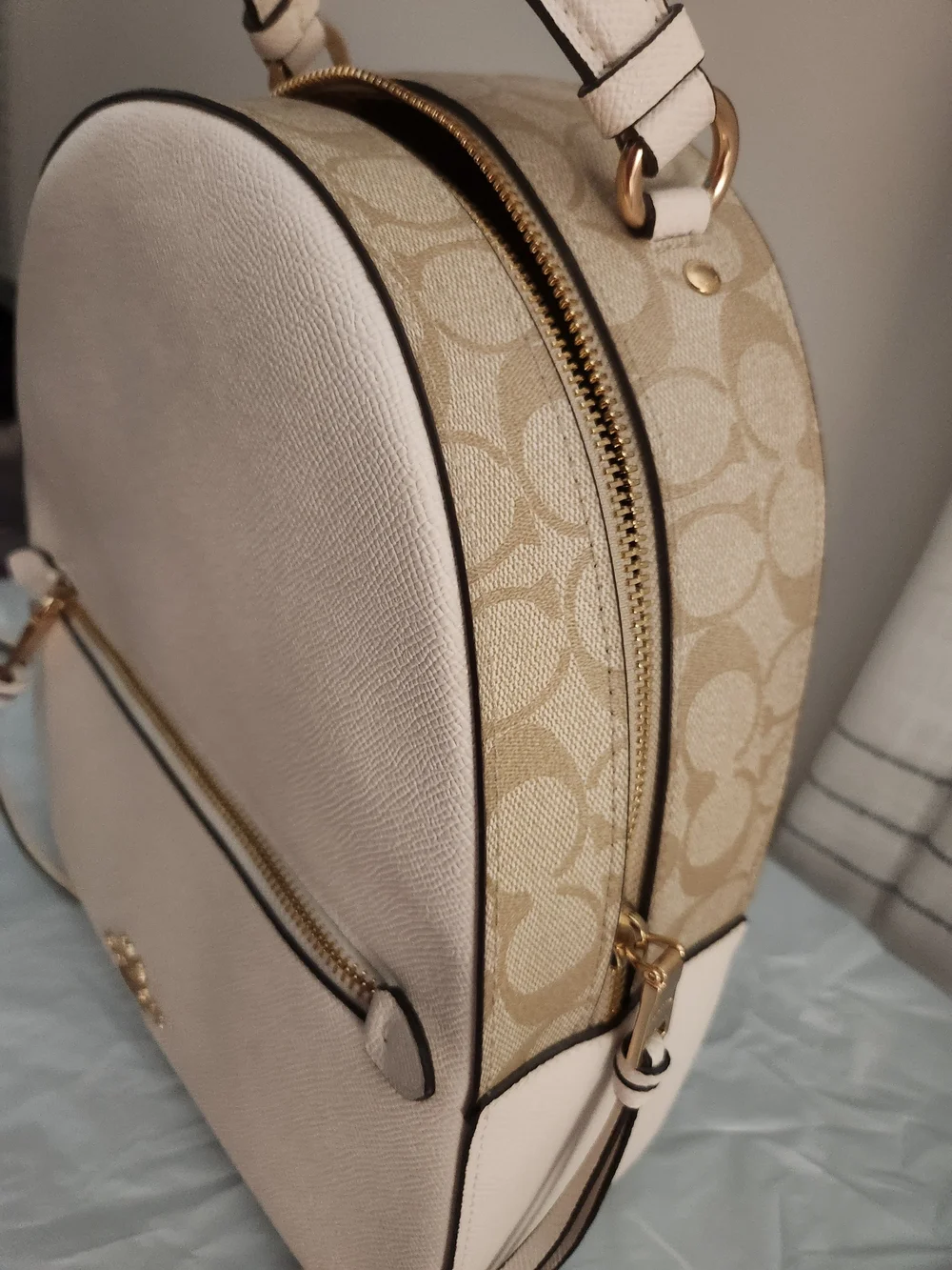 Coach elegant backpack